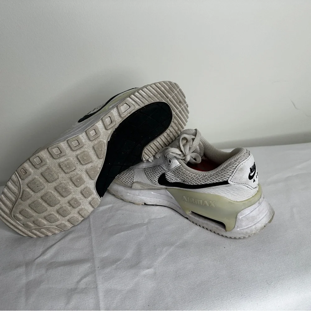 Nike - Women’s- Air Max SC White Photon Dust Sneakers - Size 10